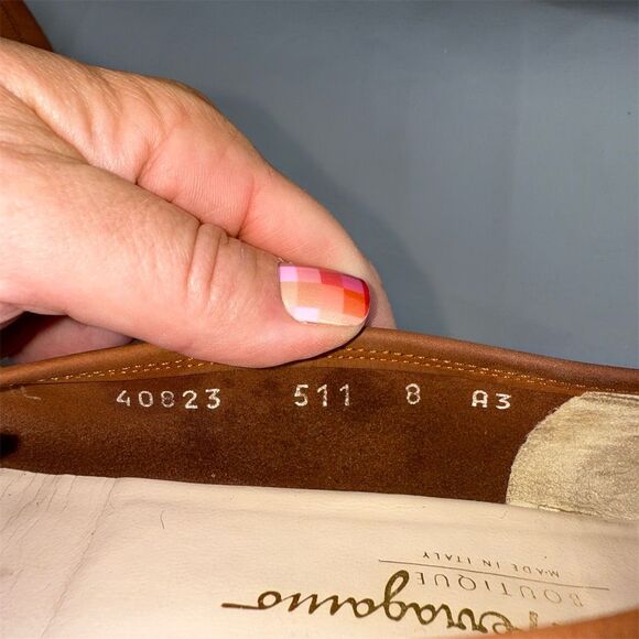 Salvatore Ferragamo women's Brown Suede Penny Loafers Size 8 AAA Narrow Shoes - Picture 9 of 13